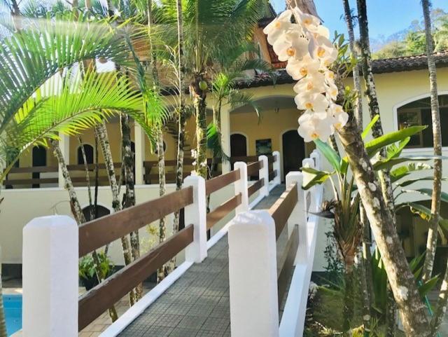 Pensión Ilhabeach Suítes E Ilhabela